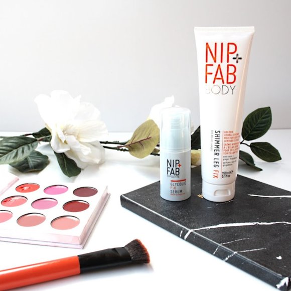 Nip+Fab Shimmer Leg Fix 150ml - Picture 3 of 3